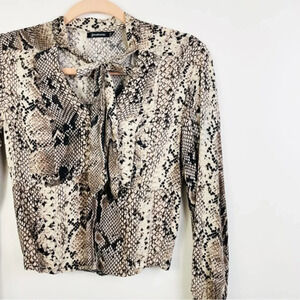 Stradivarius Bow Side Blouse Snake Print‎ Size Small